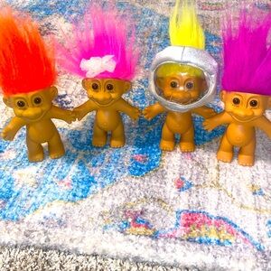 Lot of 4 Treasure Trolls Pink, Orange, Yellow, and Purple hair. VTG